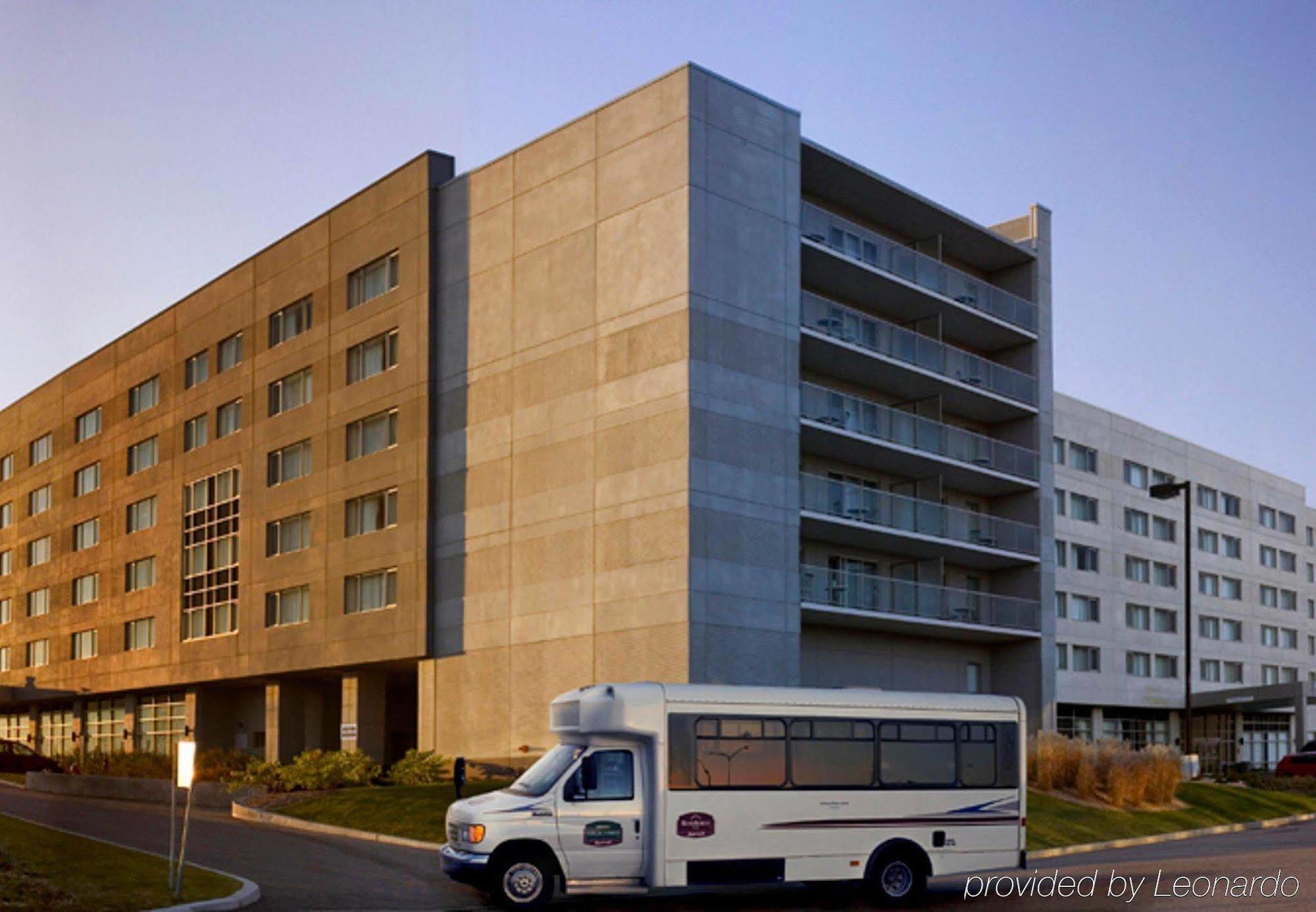 Residence Inn By Marriott Montreal Airport Dorval Eksteriør billede