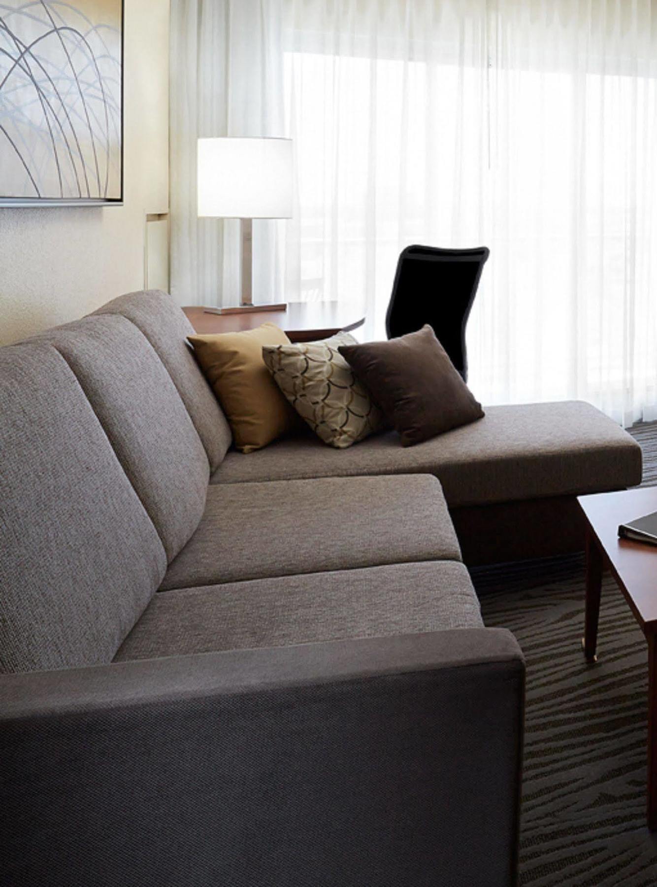 Residence Inn By Marriott Montreal Airport Dorval Eksteriør billede